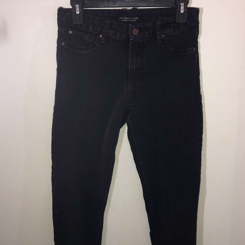 Skinny jeans that are stretchy